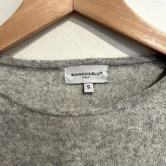 BIANCO & BLU Italy merino wool basic light grey sweater sz S Anthropologie - Picture 4 of 6